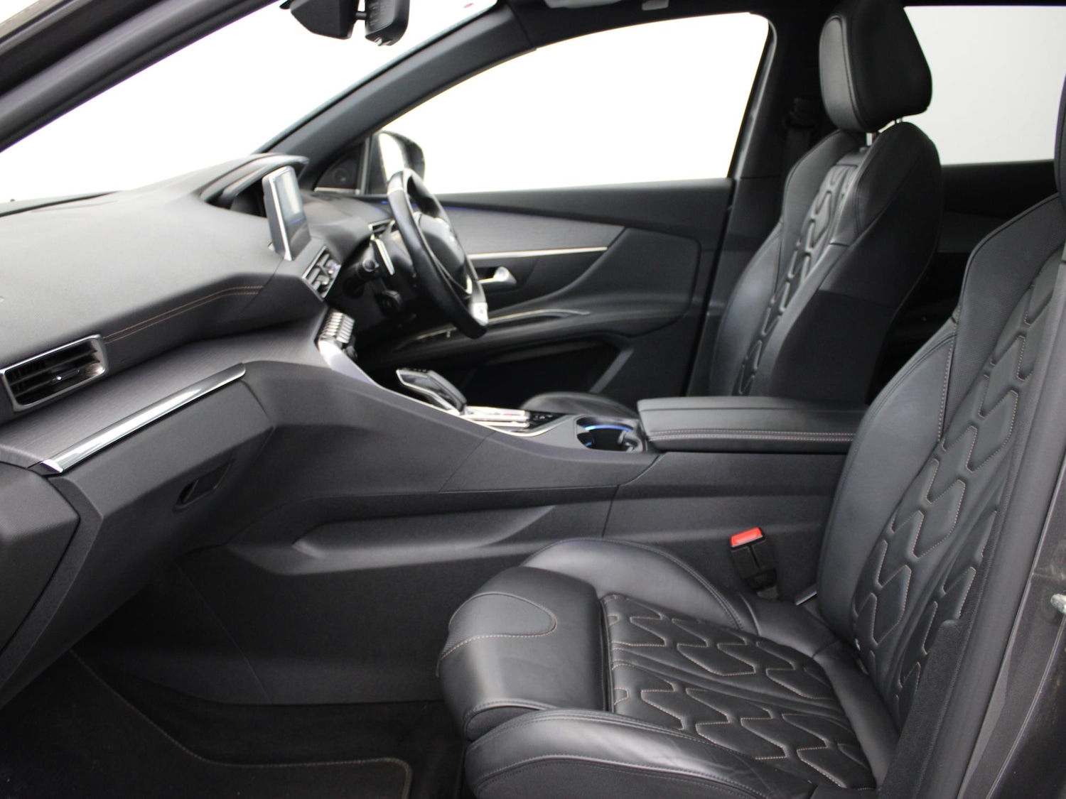 Used Peugeot 3008 2020 for sale - 77011461: Photo 12