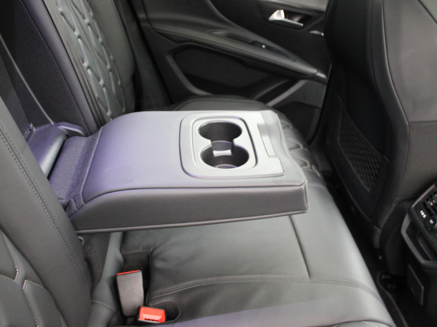 Used Peugeot 3008 2020 for sale - 77011461: Photo 16