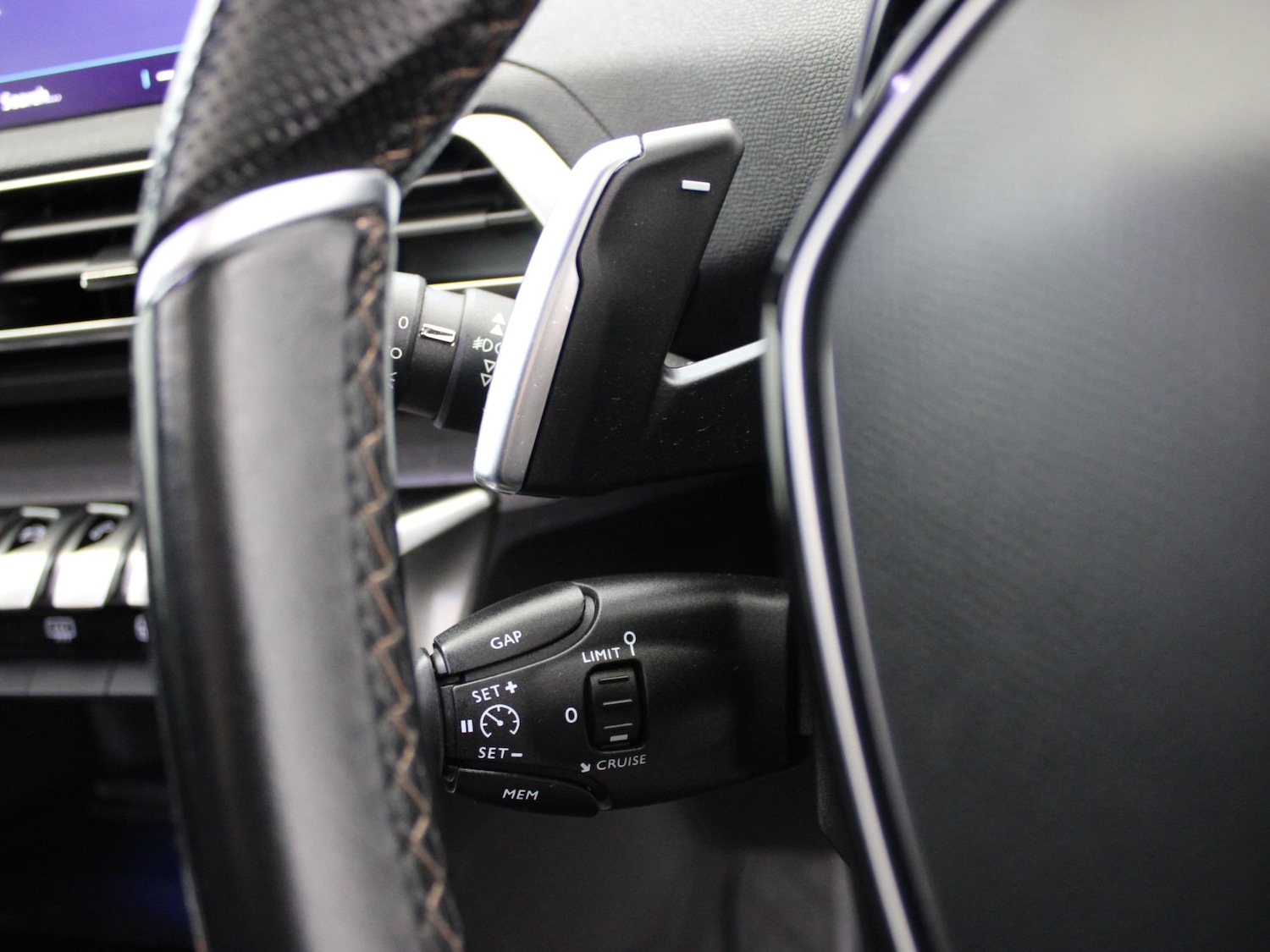 Used Peugeot 3008 2020 for sale - 77011461: Photo 37