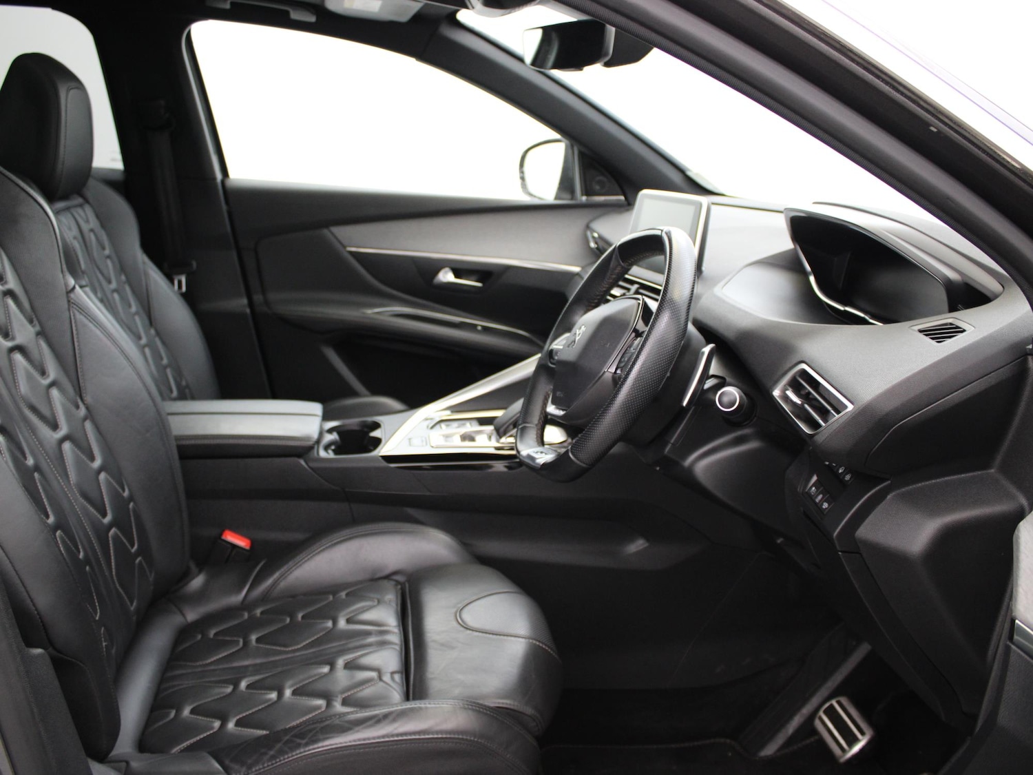 Used Peugeot 3008 2020 for sale - 77011461: Photo 9