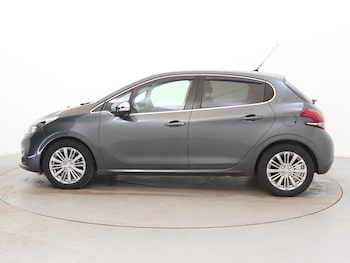 Used Peugeot 208 2017 for sale - 78024688: Photo
