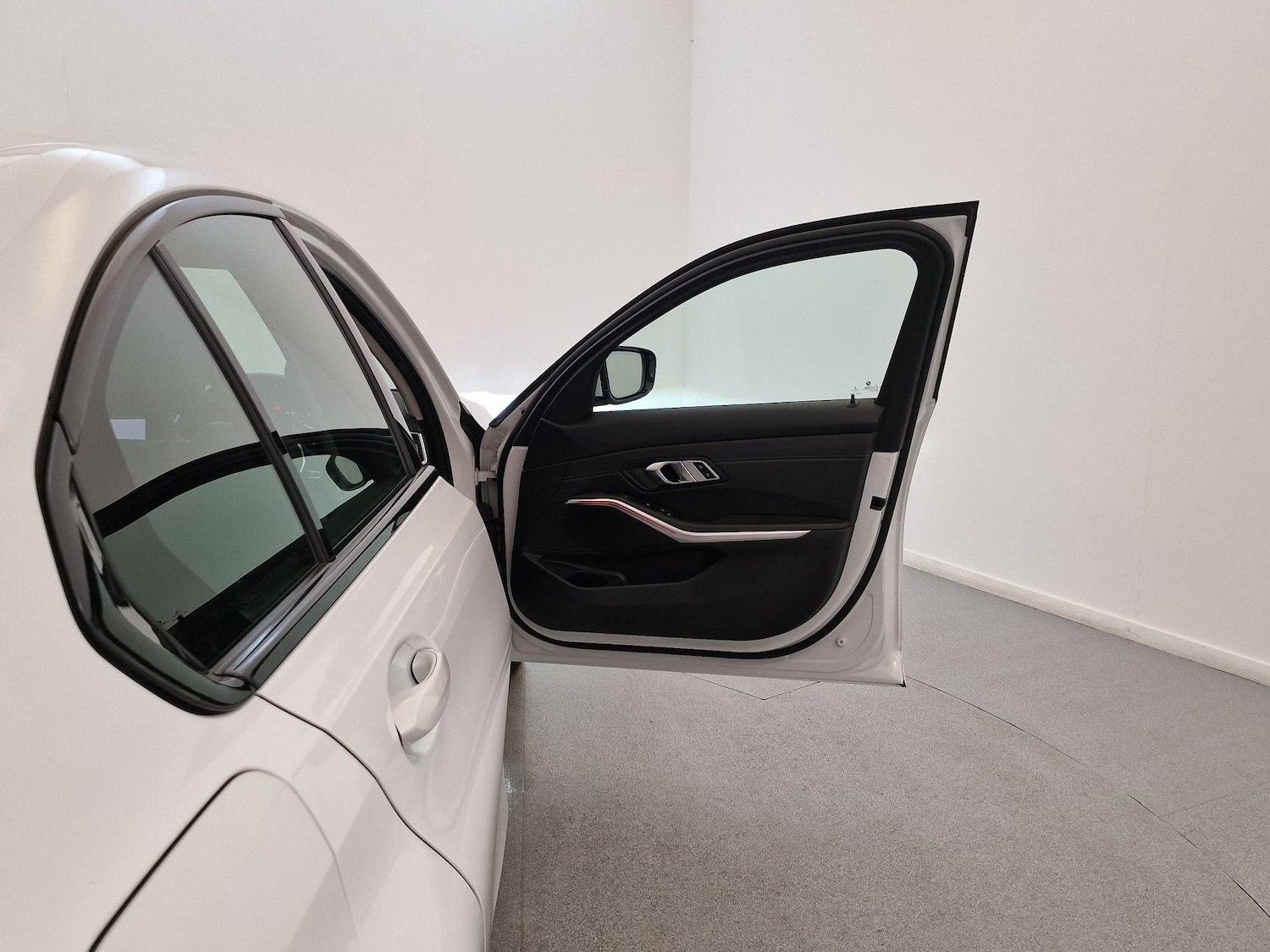 Used BMW 3 Series 2020 for sale - 76177399: Photo 40