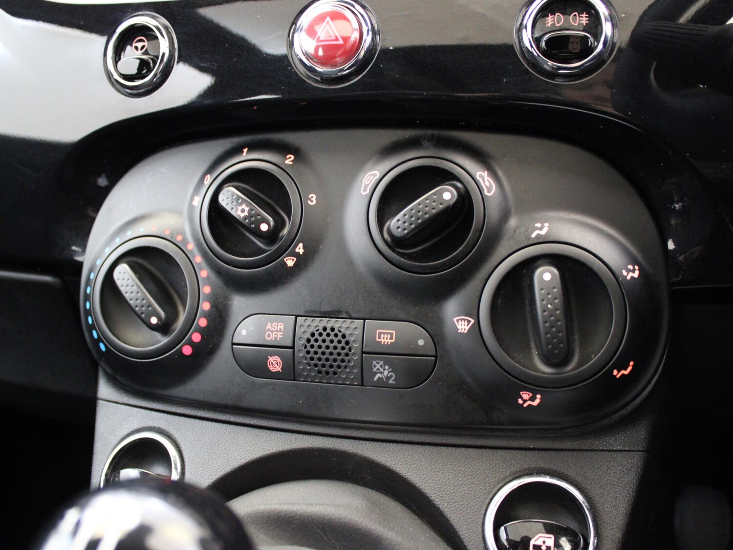 Used Fiat 500 2023 for sale - 75908823: Photo 24