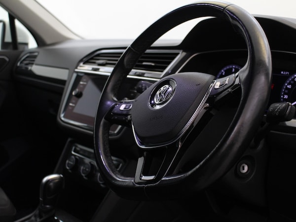 Used Volkswagen Tiguan 2017 for sale - 76316302: Photo 14