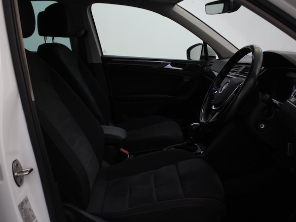 Used Volkswagen Tiguan 2017 for sale - 76316302: Photo 9