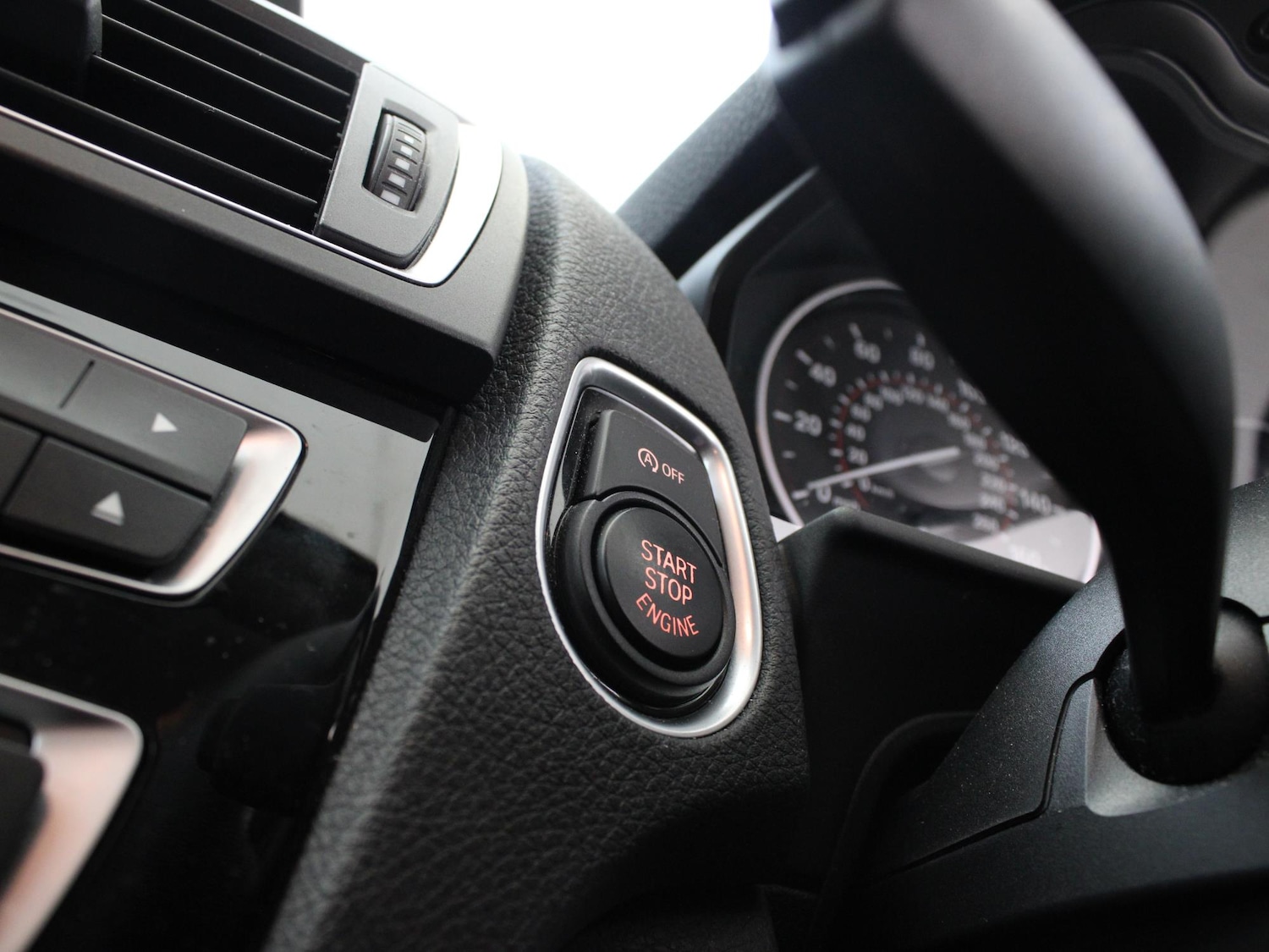 Used BMW 1 Series 2017 for sale - 77687021: Photo 27