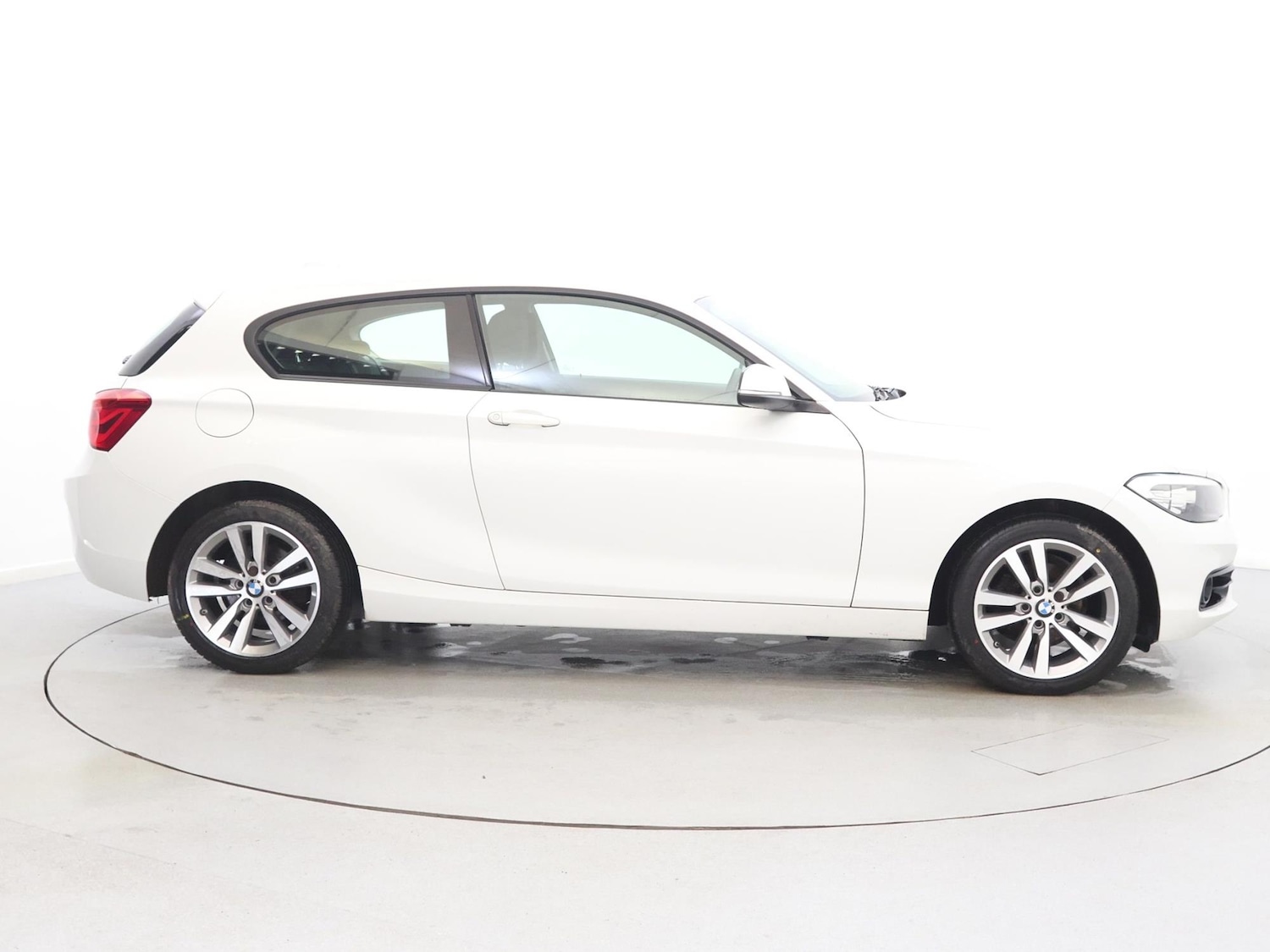 Used BMW 1 Series 2017 for sale - 77687021: Photo 8