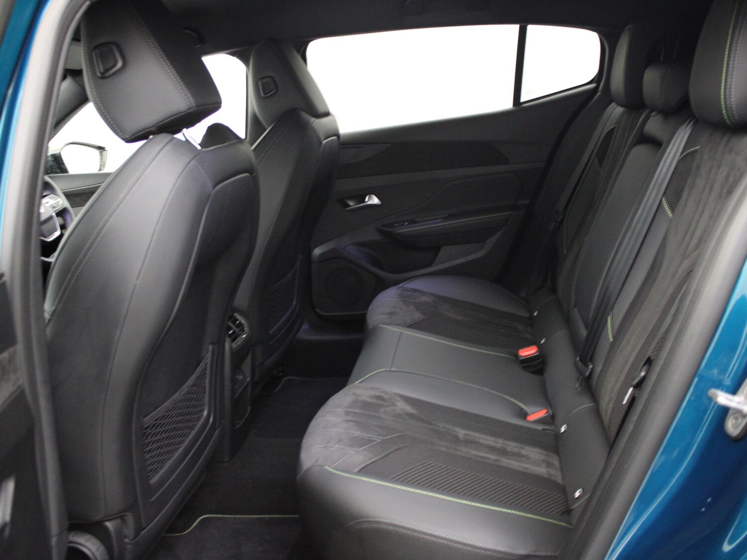 Used Peugeot 408 2024 for sale - 76564796: Photo 11