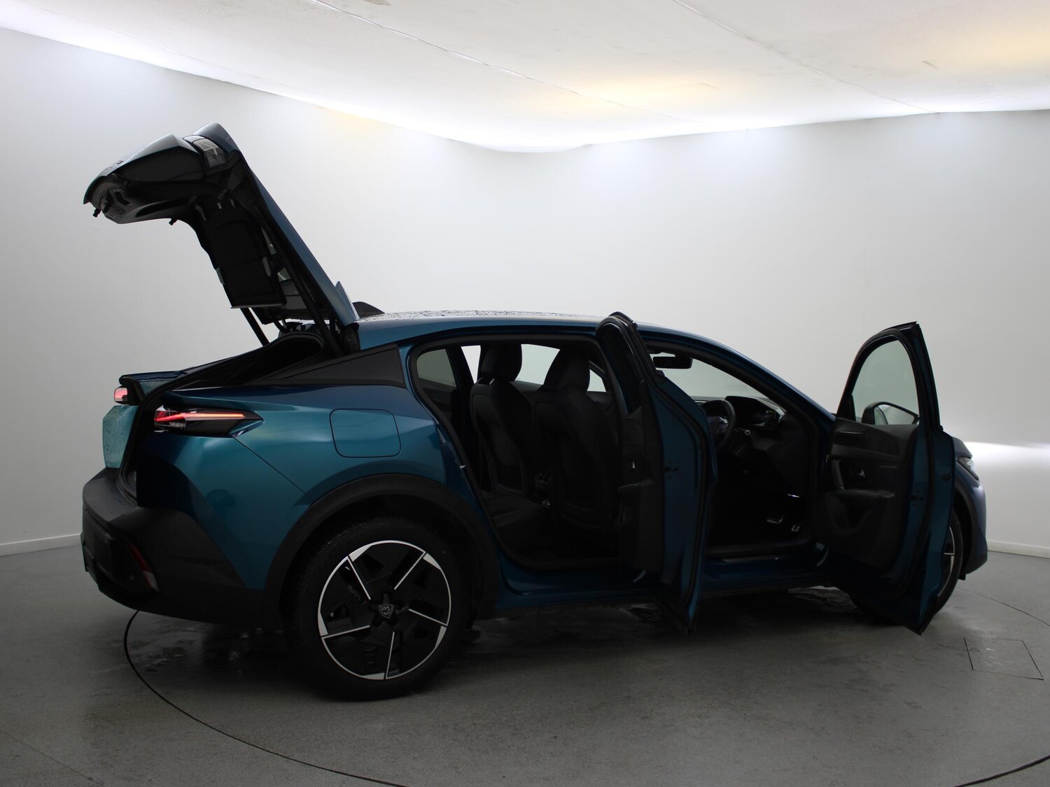 Used Peugeot 408 2024 for sale - 76564796: Photo 45