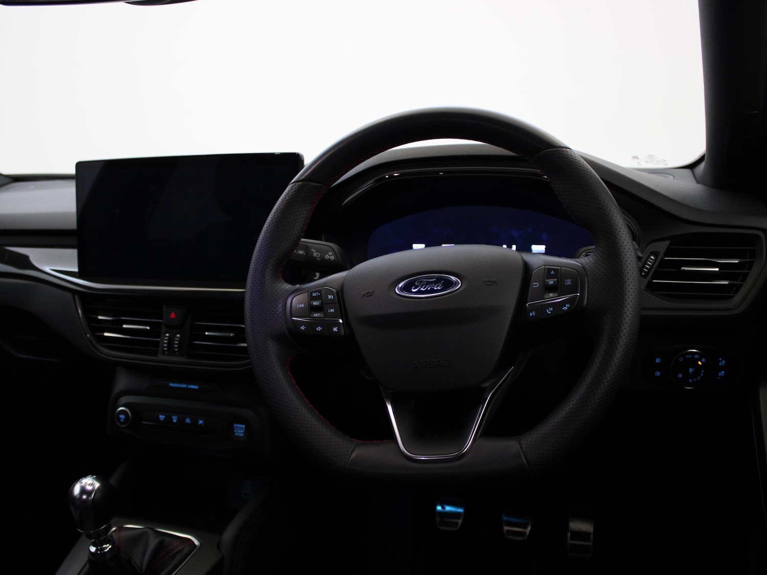 Used Ford Focus 2023 for sale - 76755367: Photo 17