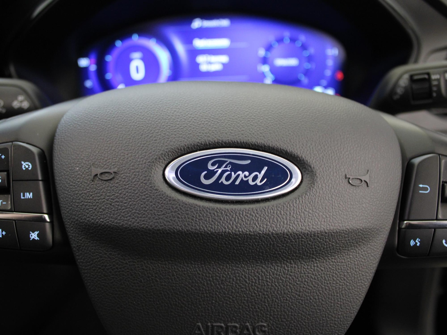 Used Ford Focus 2023 for sale - 76755367: Photo 29