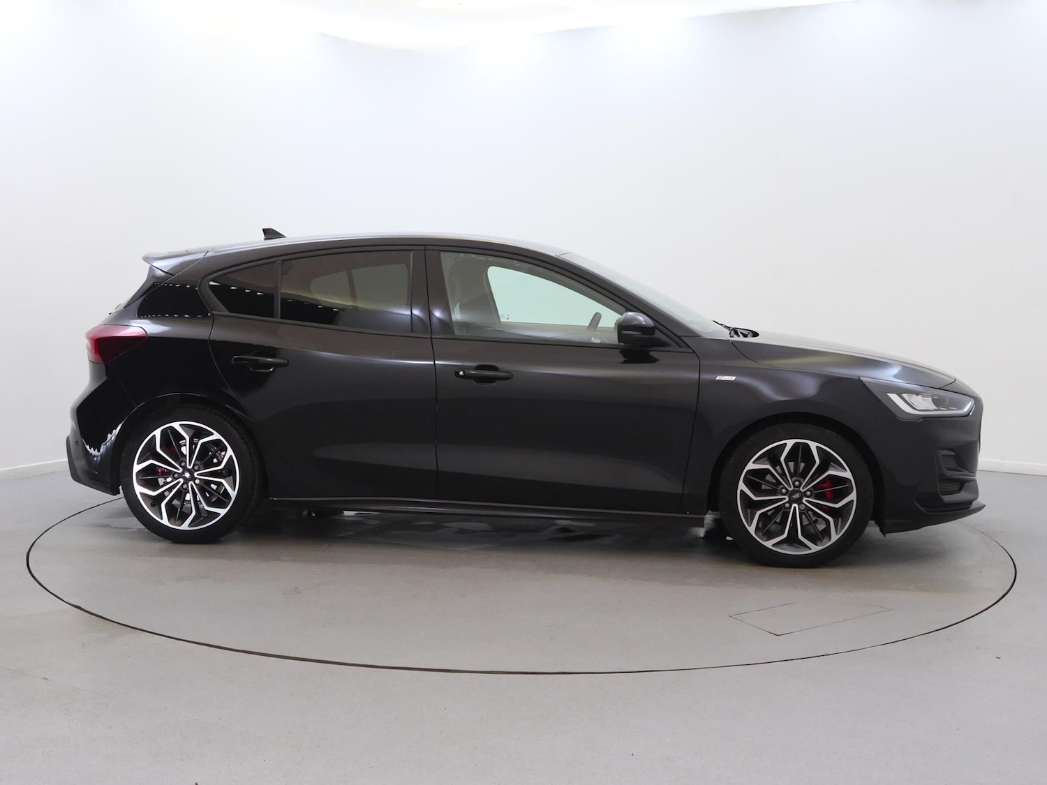 Used Ford Focus 2023 for sale - 76755367: Photo 8