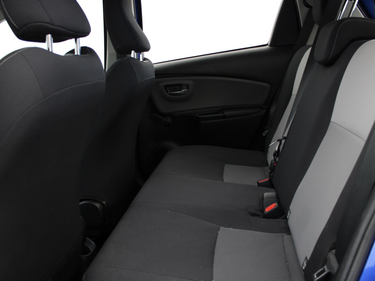 Used Toyota Yaris 2018 for sale - 77398077: Photo 10