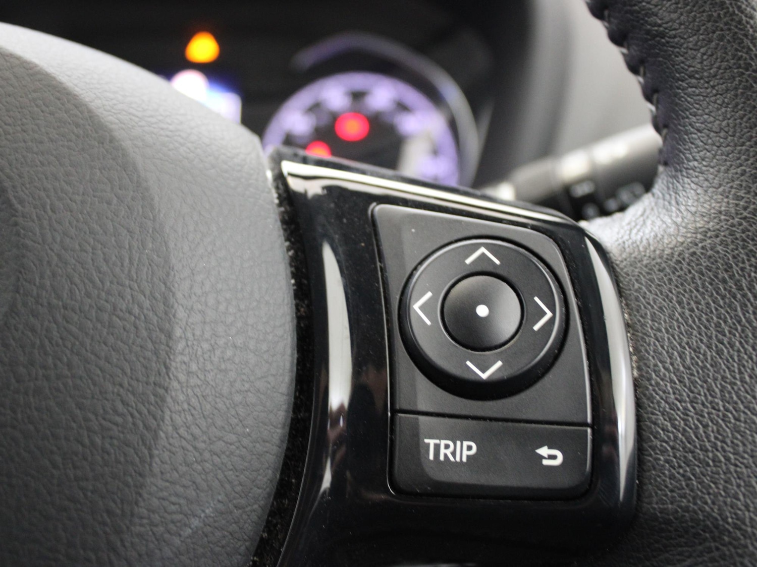 Used Toyota Yaris 2018 for sale - 77398077: Photo 12