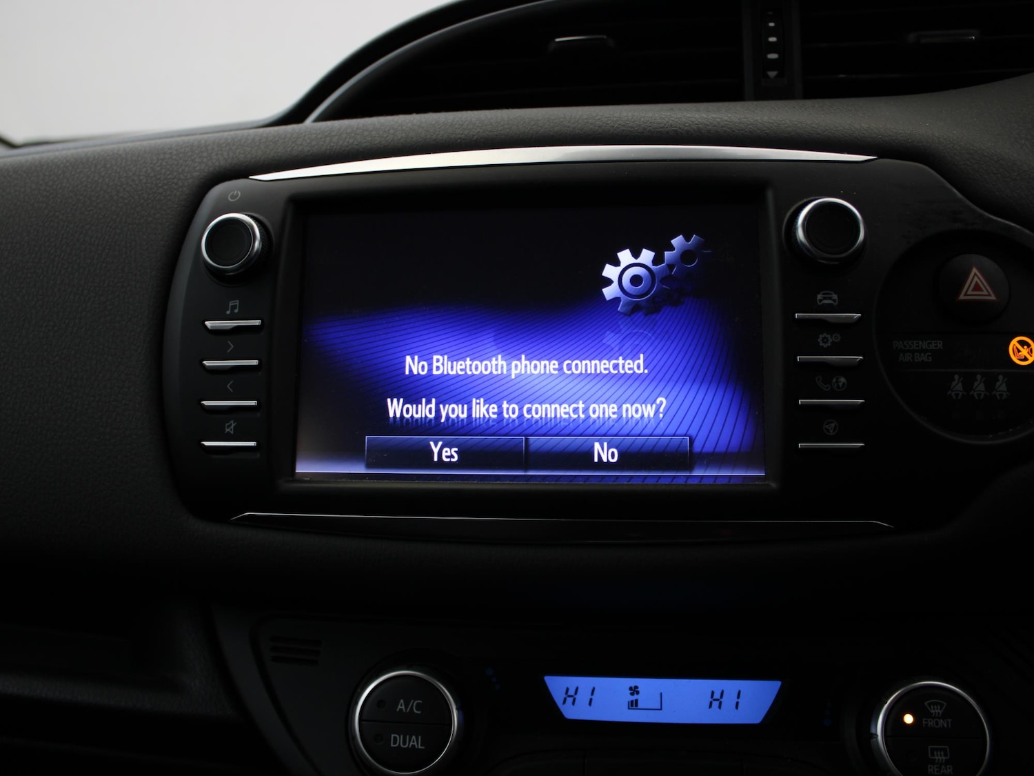 Used Toyota Yaris 2018 for sale - 77398077: Photo 21