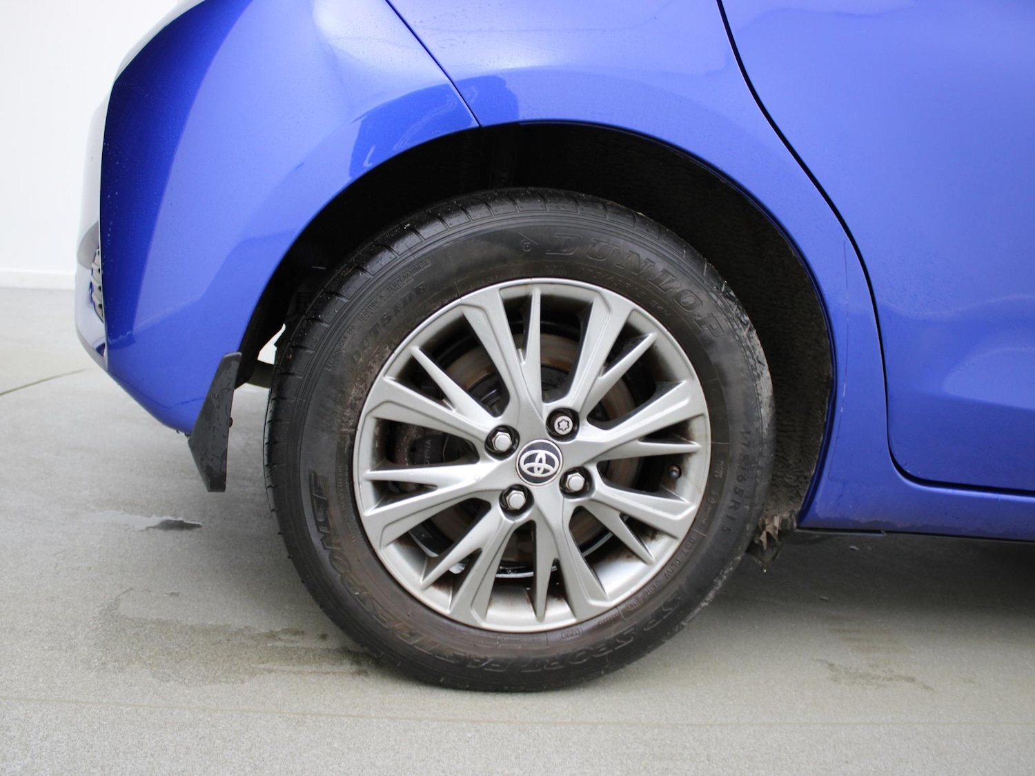 Used Toyota Yaris 2018 for sale - 77398077: Photo 28