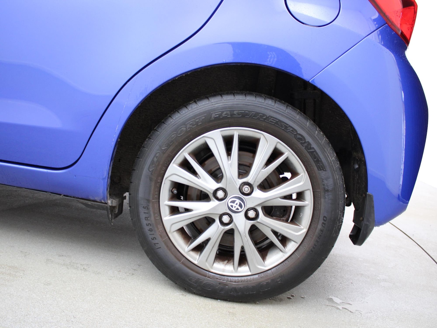 Used Toyota Yaris 2018 for sale - 77398077: Photo 29