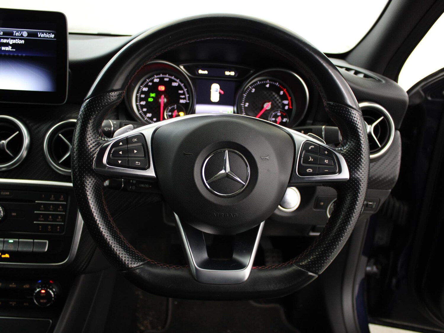 Used Mercedes-Benz A-Class 2018 for sale - 77459064: Photo 22