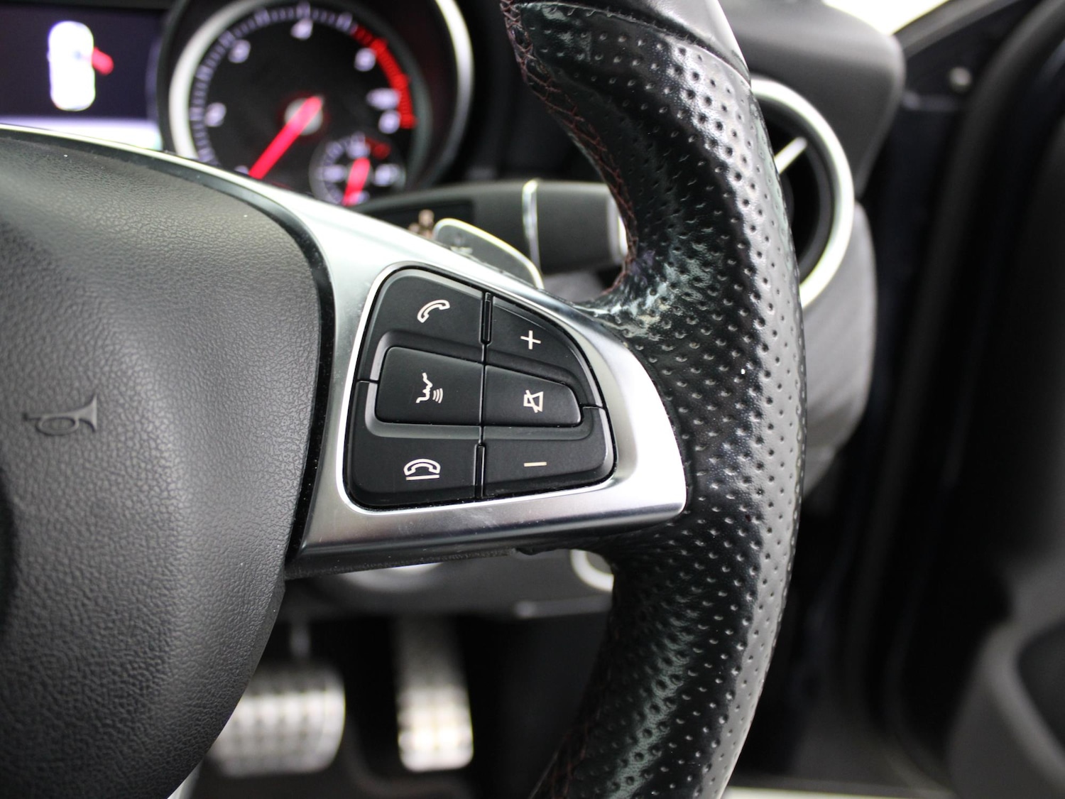 Used Mercedes-Benz A-Class 2018 for sale - 77459064: Photo 25