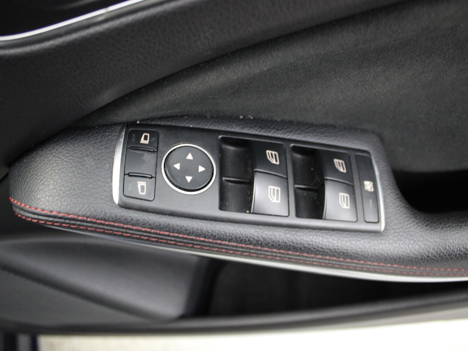 Used Mercedes-Benz A-Class 2018 for sale - 77459064: Photo 31