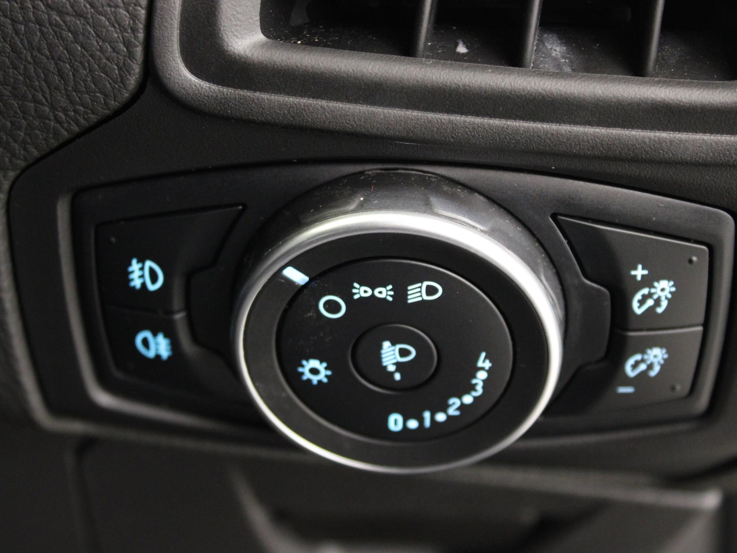 Used Ford Focus 2018 for sale - 76594409: Photo 17