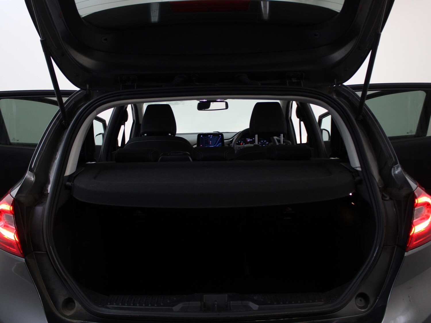 Used Ford Fiesta 2020 for sale - 76637081: Photo 24