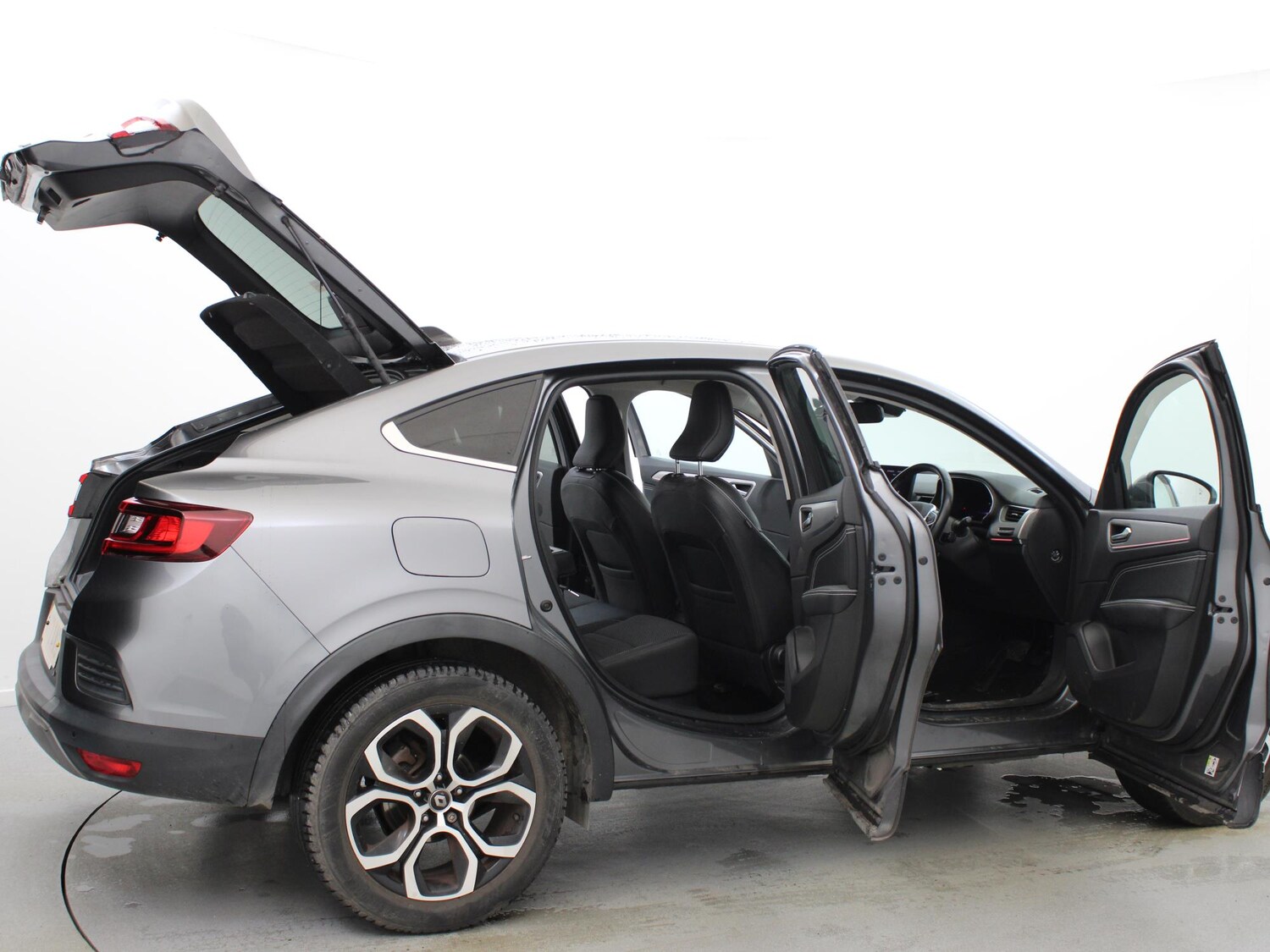 Used Renault Arkana 2022 for sale - 76692372: Photo 28