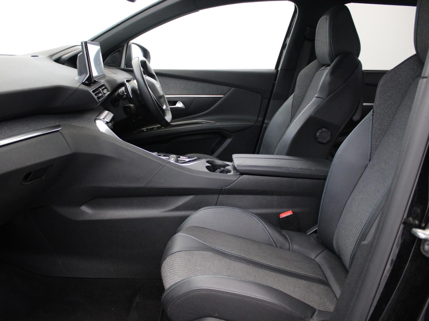 Used Peugeot 5008 2023 for sale - 76353238: Photo 10