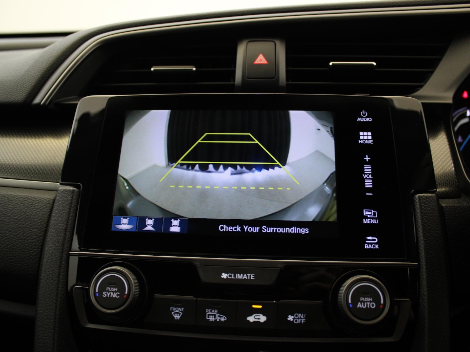 Used Honda Civic 2017 for sale - 77593410: Photo 15