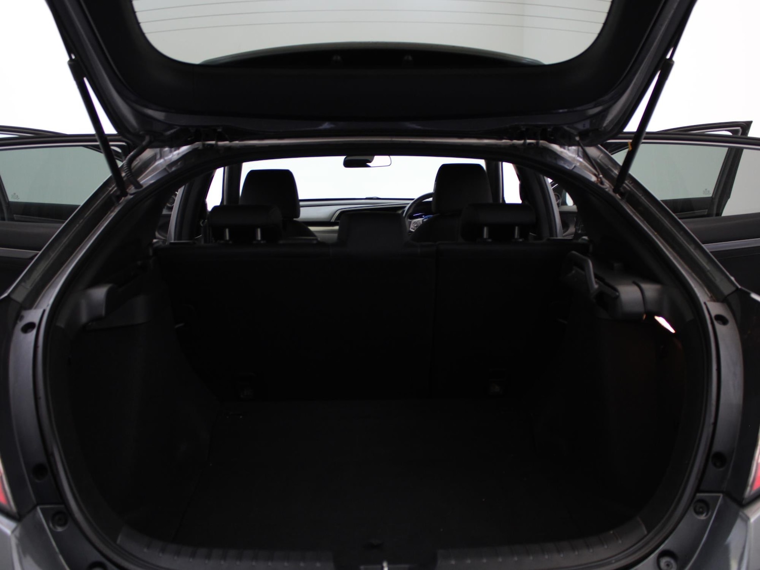 Used Honda Civic 2017 for sale - 77593410: Photo 37