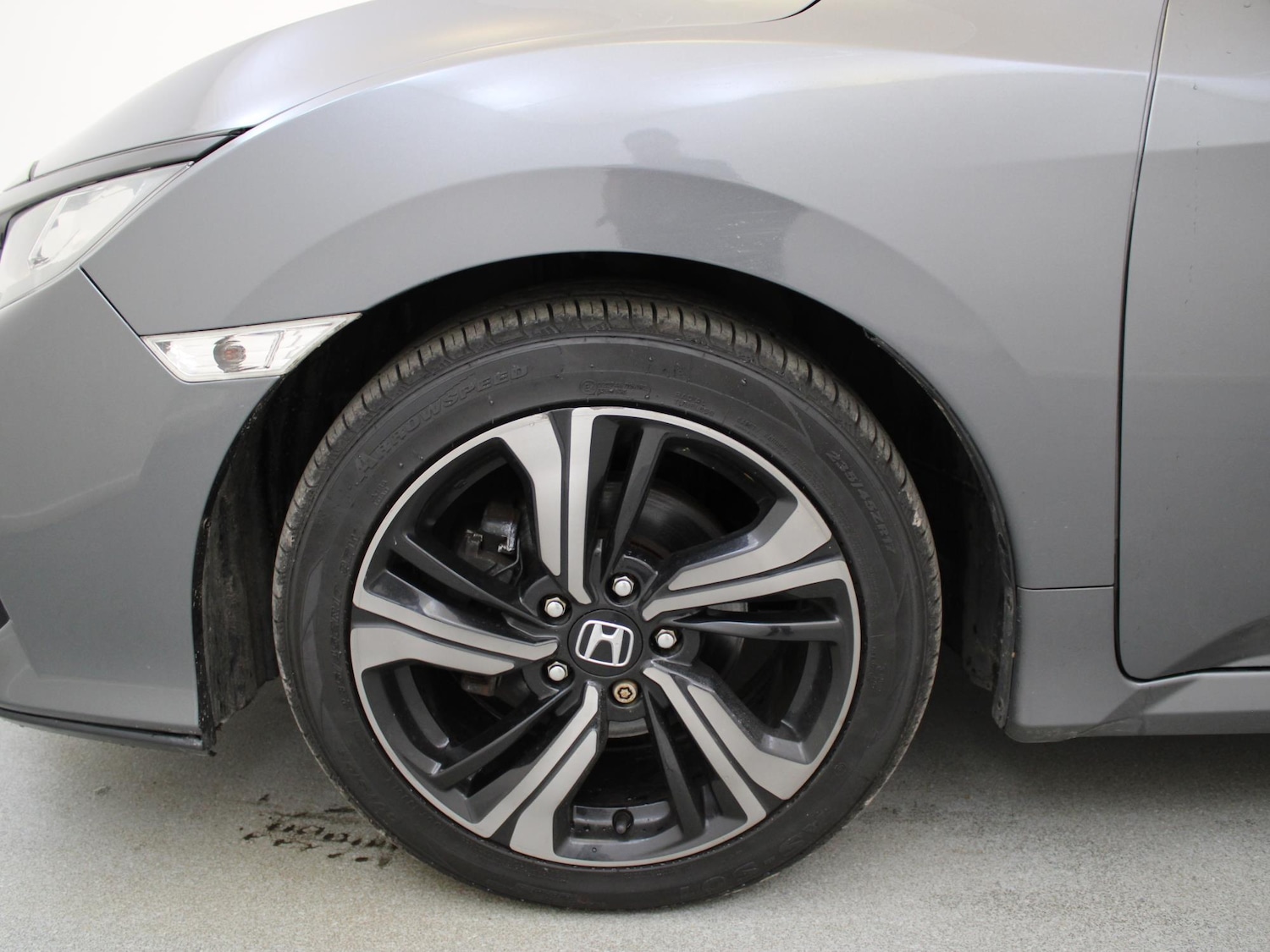 Used Honda Civic 2017 for sale - 77593410: Photo 43