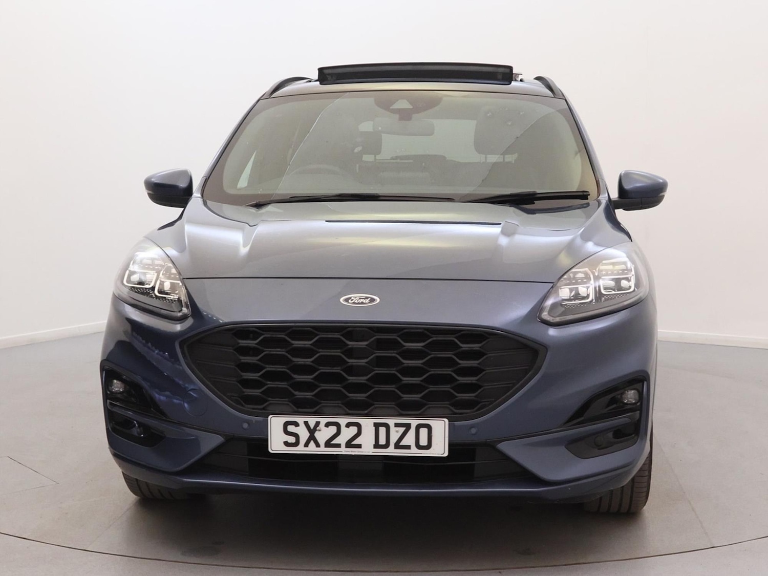Used Ford Kuga 2022 for sale - 76097360: Photo 2