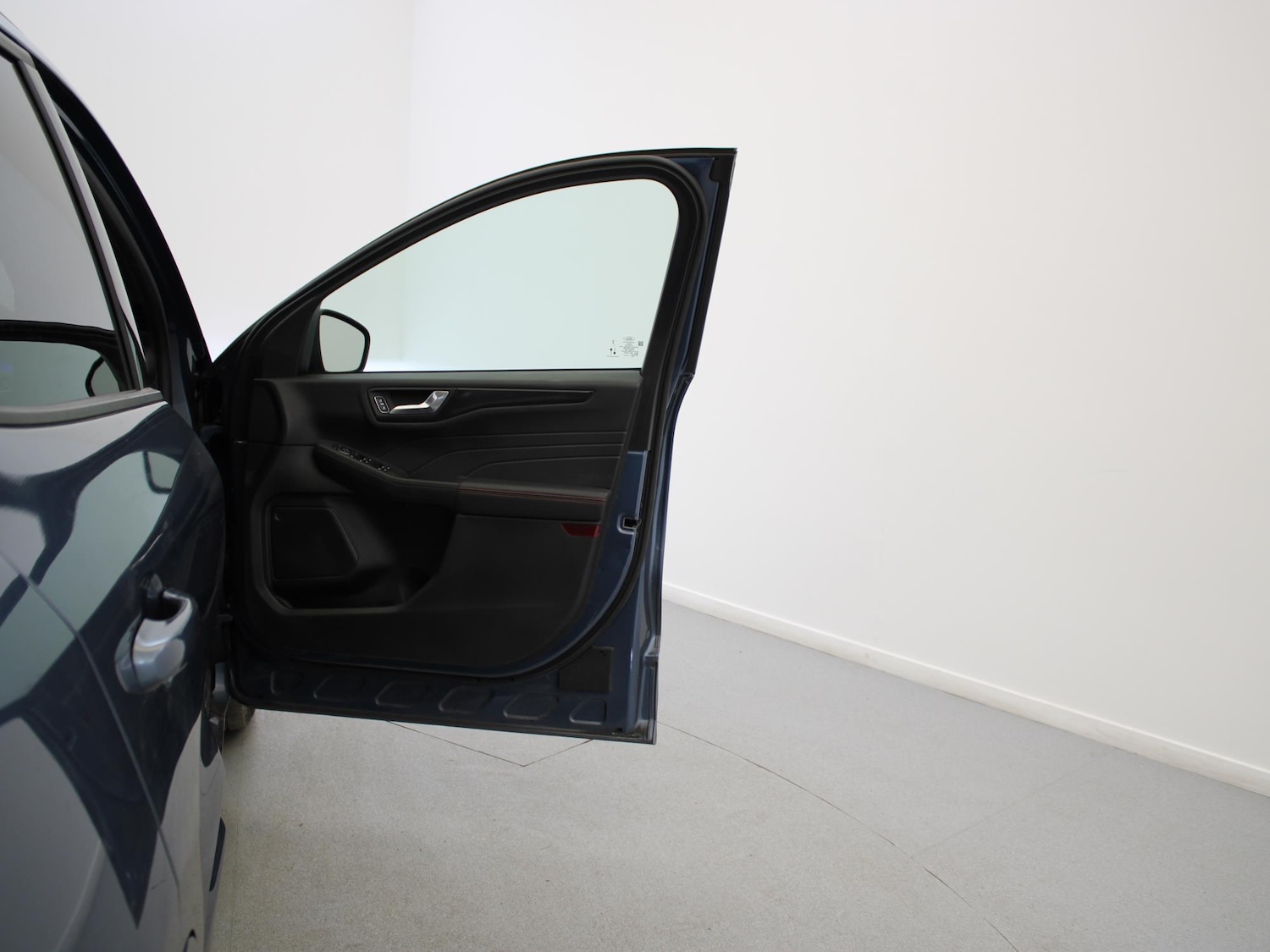 Used Ford Kuga 2022 for sale - 76097360: Photo 31