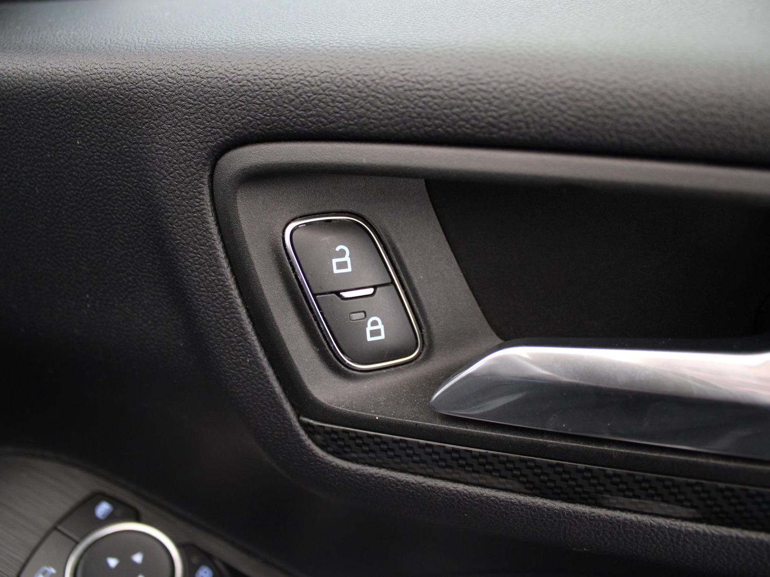 Used Ford Kuga 2022 for sale - 76097360: Photo 32