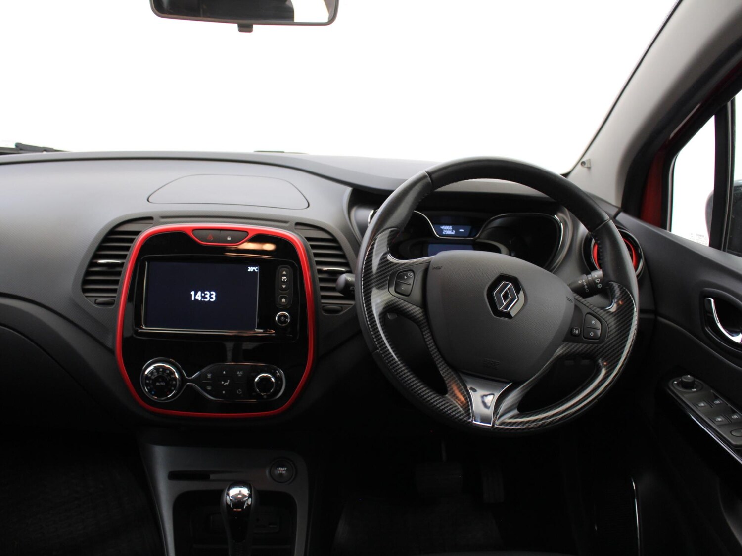 Used Renault Captur 2015 for sale - 76421338: Photo 14