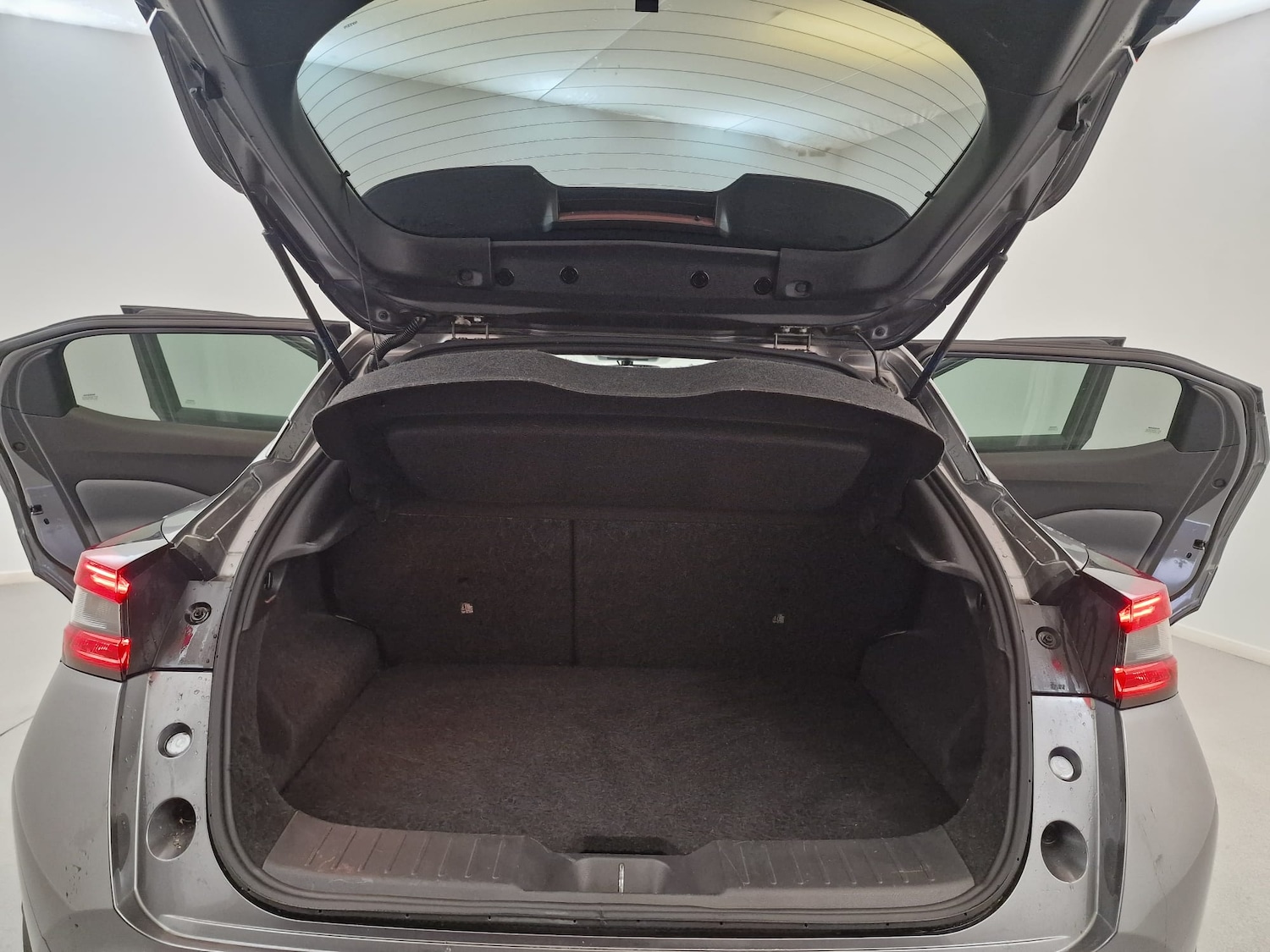 Used Nissan Juke 2021 for sale - 76692357: Photo 36