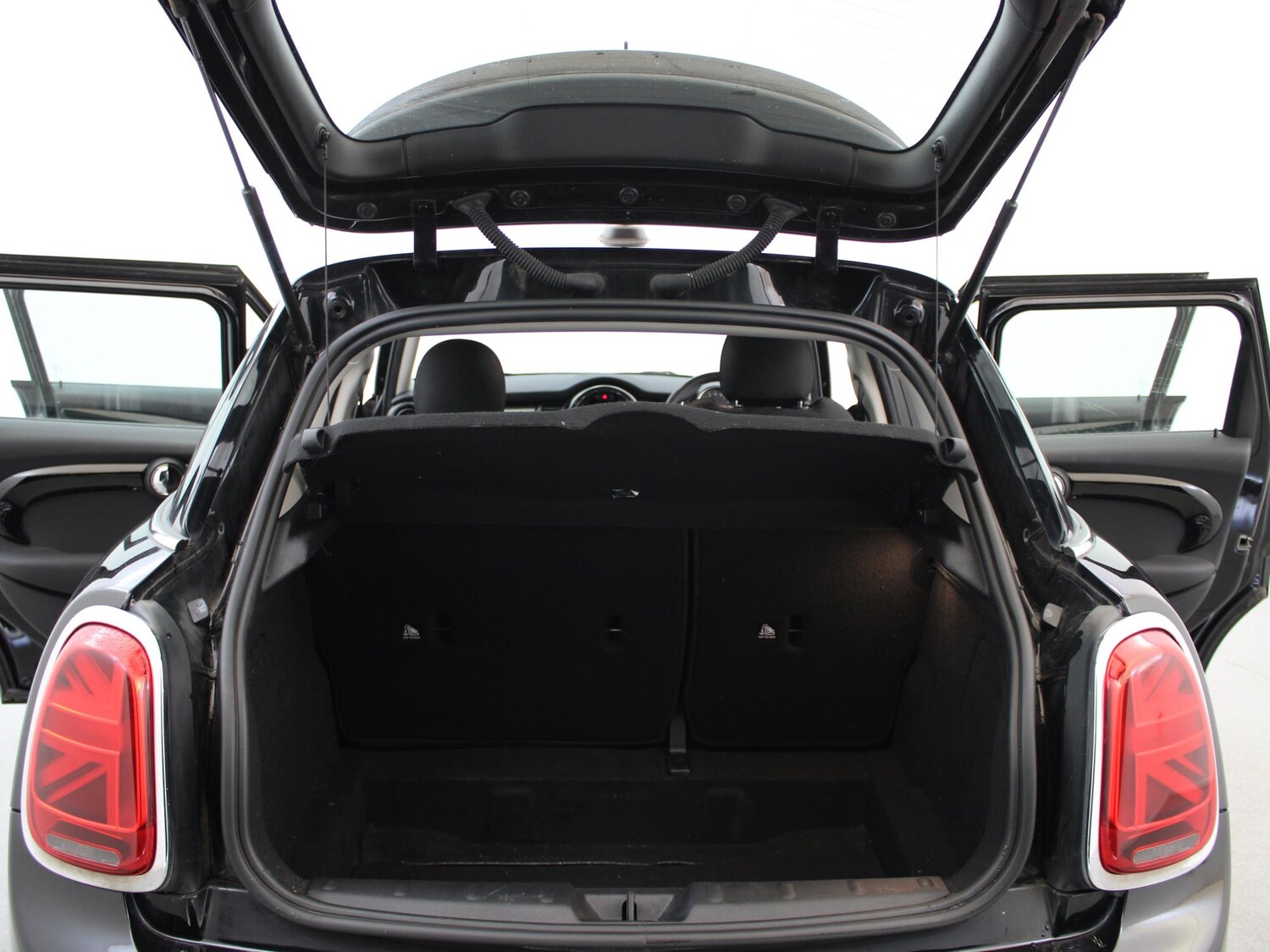 Used MINI Hatch 2020 for sale - 76637006: Photo 27