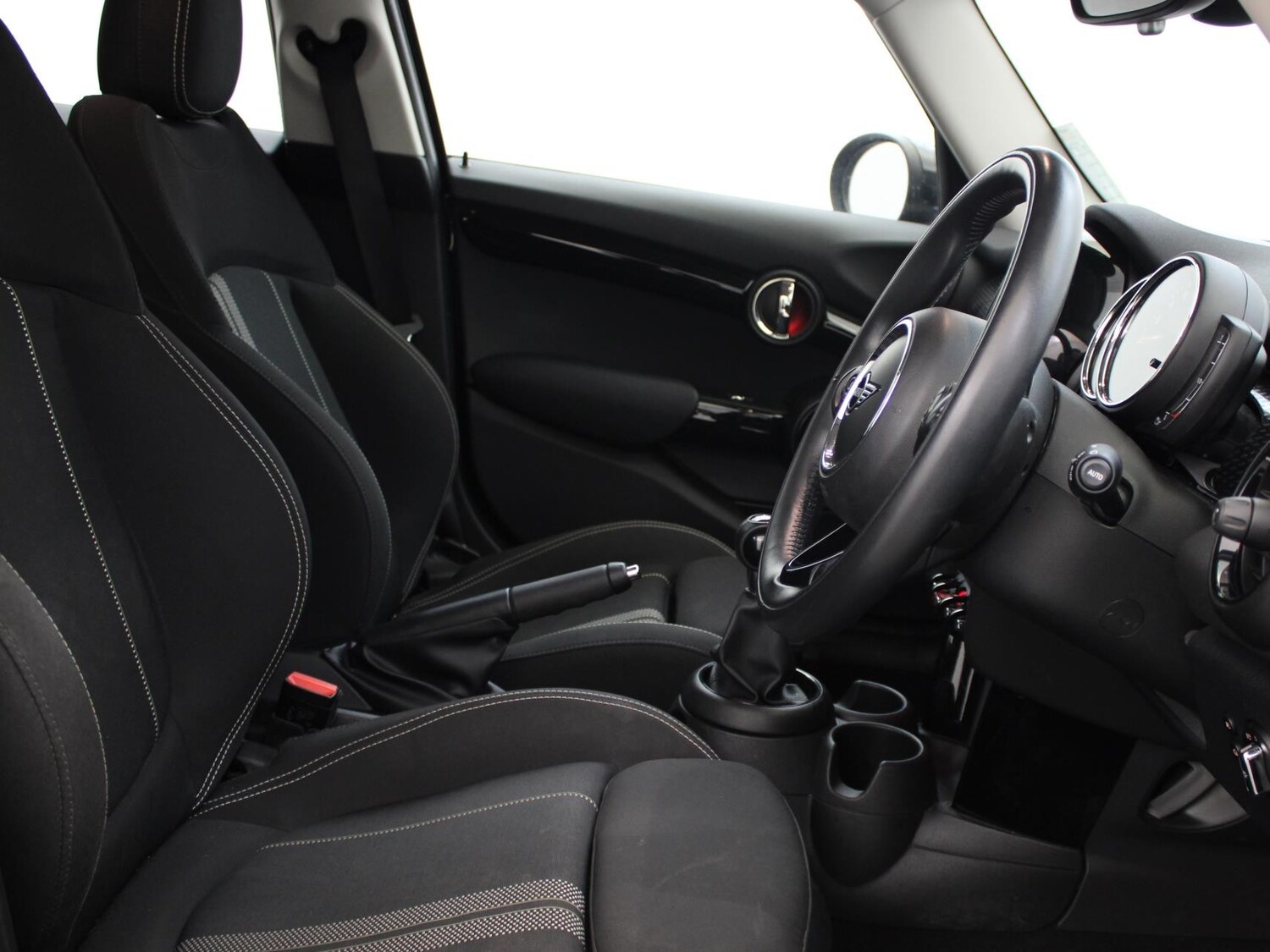 Used MINI Hatch 2020 for sale - 76637006: Photo 9