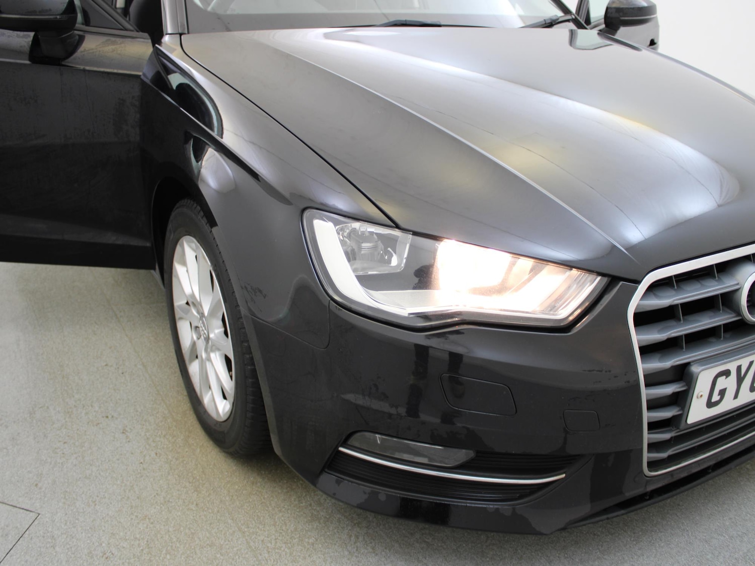 Used Audi A3 2014 for sale - 77943850: Photo 28