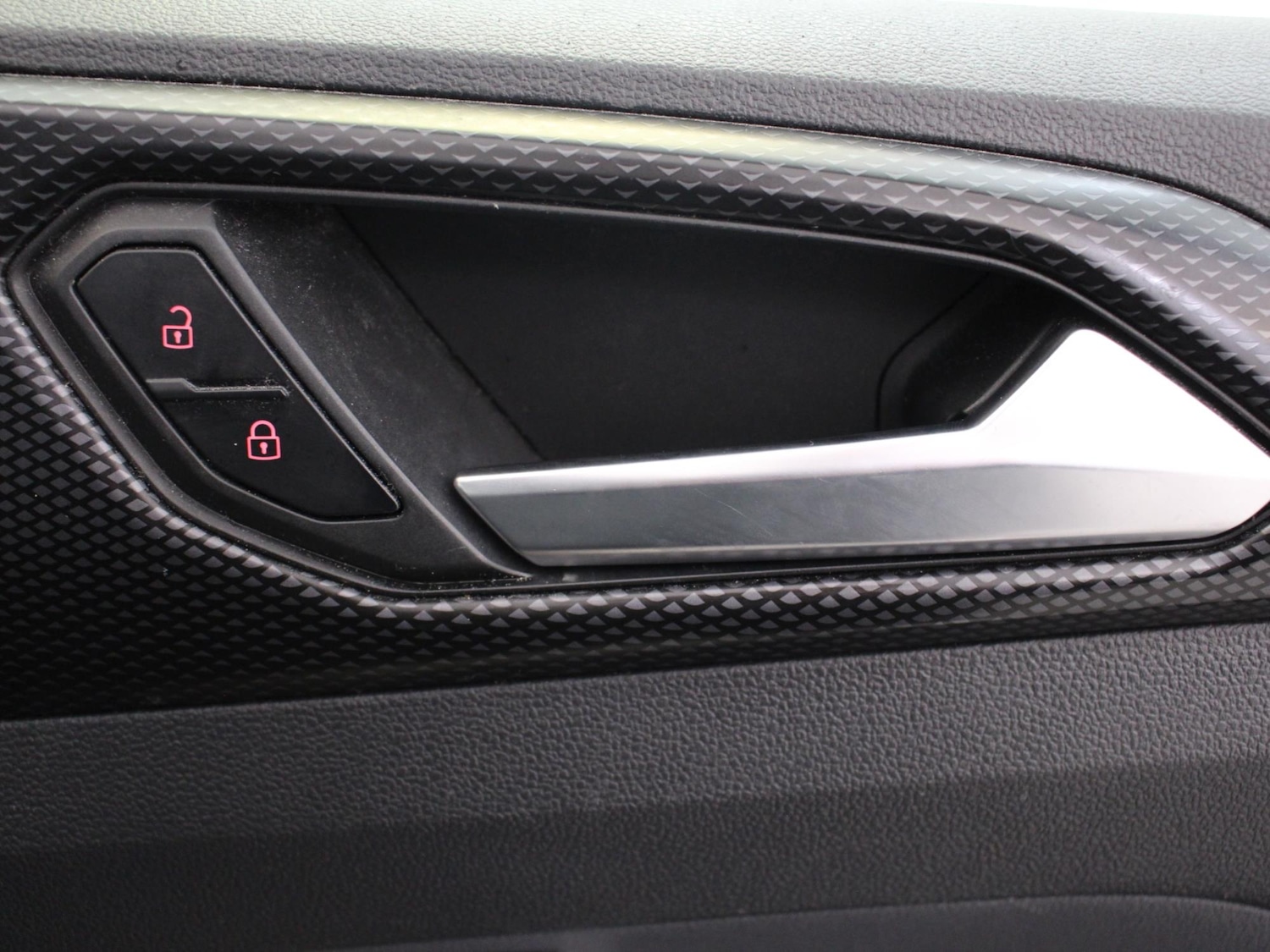 Used Volkswagen T-Cross 2021 for sale - 76516003: Photo 21