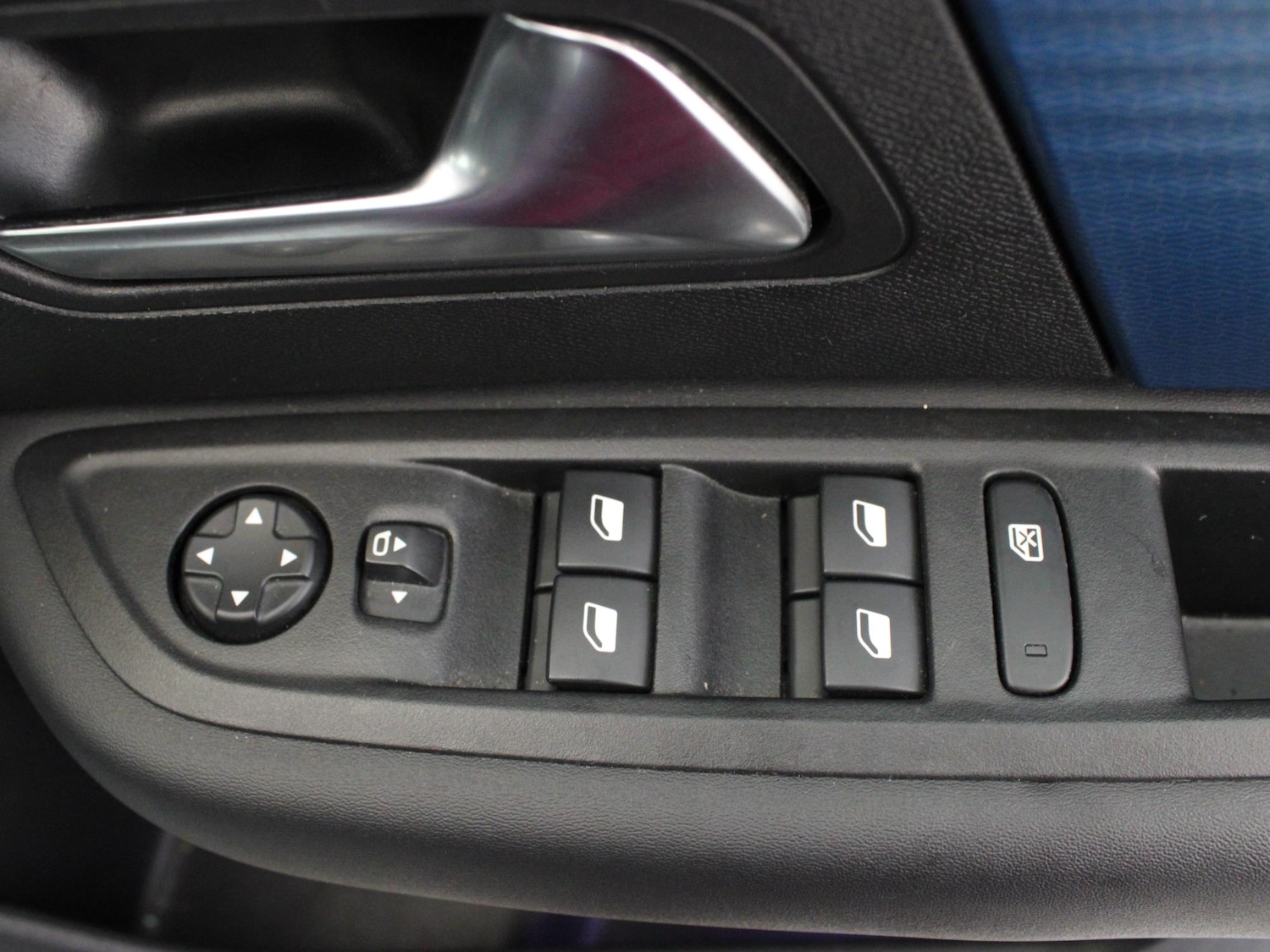 Used Citroen C4 2022 for sale - 76515778: Photo 32