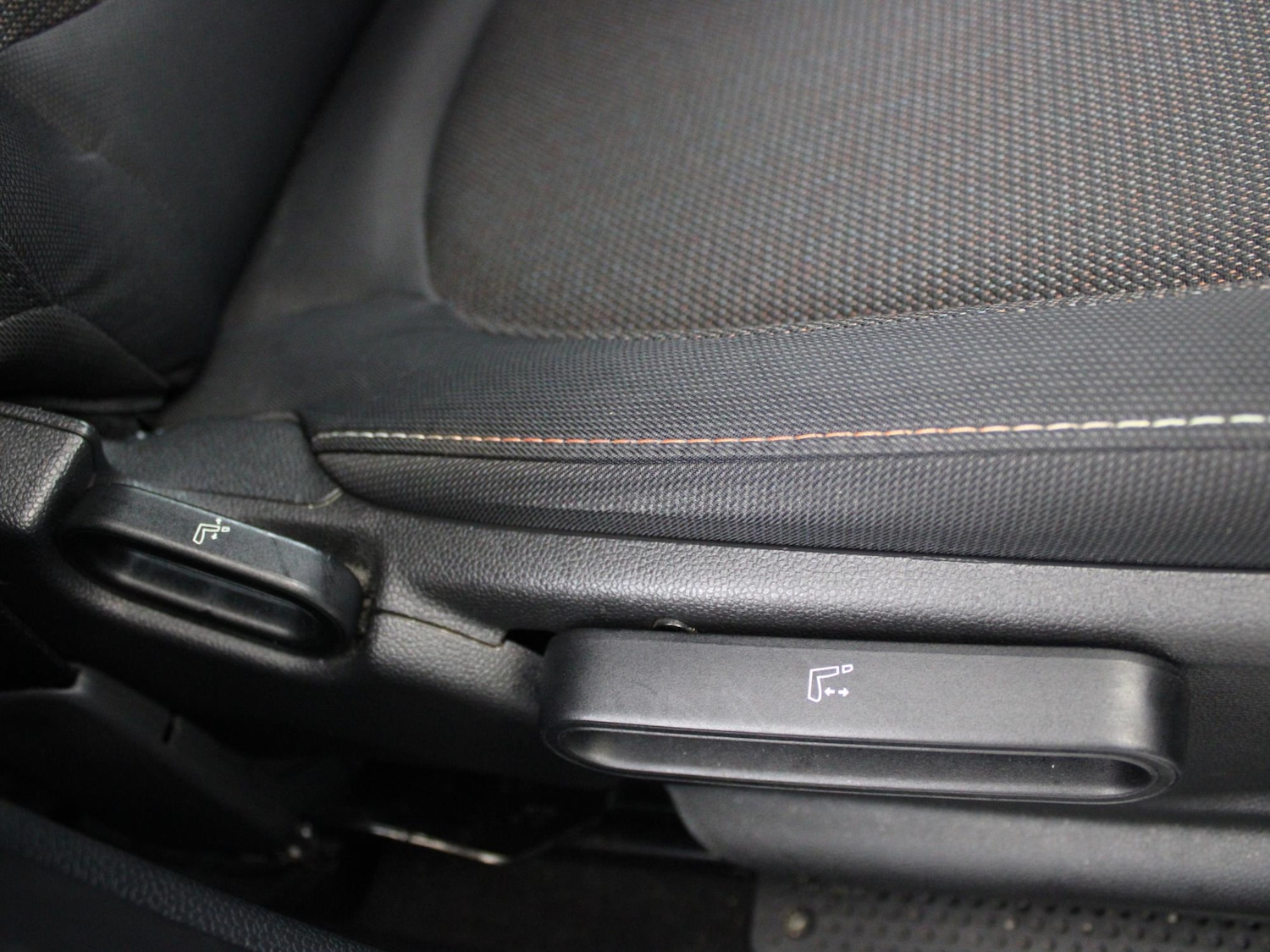 Used MINI Hatch 2020 for sale - 76692363: Photo 10