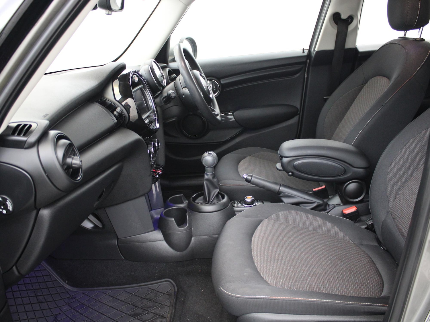 Used MINI Hatch 2020 for sale - 76692363: Photo 11