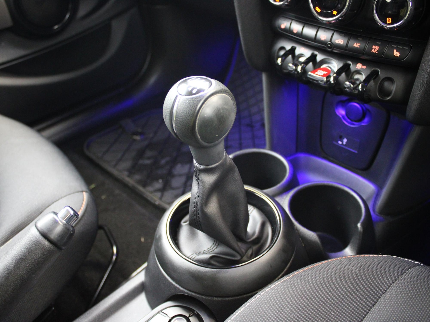 Used MINI Hatch 2020 for sale - 76692363: Photo 26