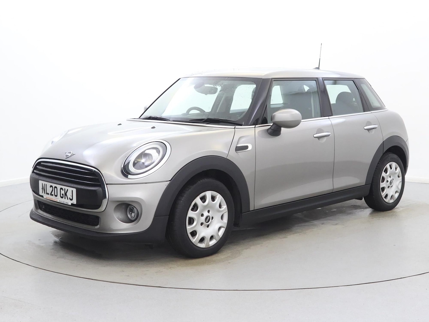 Used MINI Hatch 2020 for sale - 76692363: Photo 3