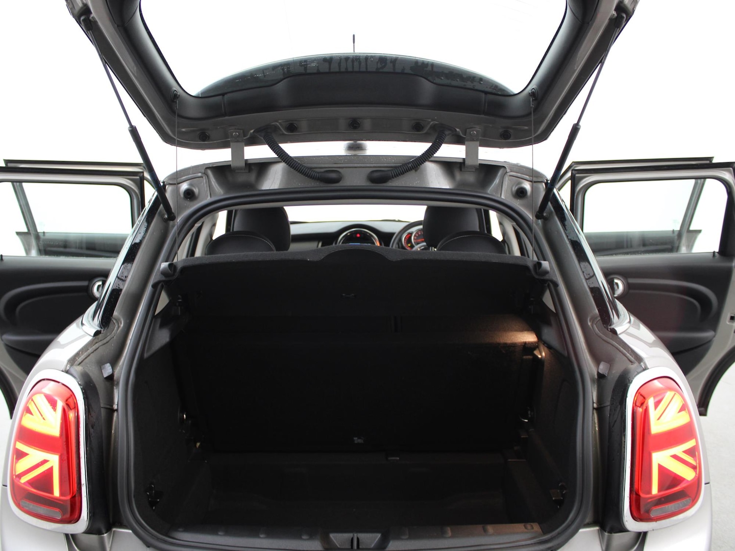 Used MINI Hatch 2020 for sale - 76692363: Photo 36