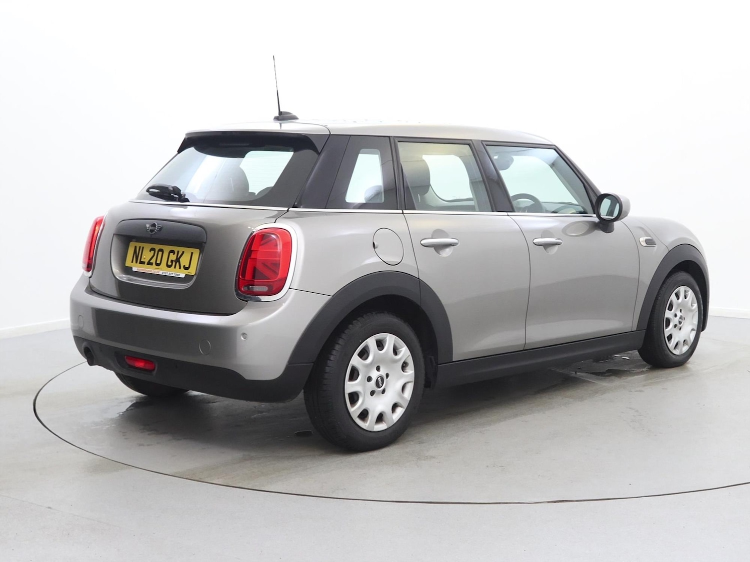 Used MINI Hatch 2020 for sale - 76692363: Photo 5
