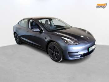 2022 - RWD 4dr Auto
