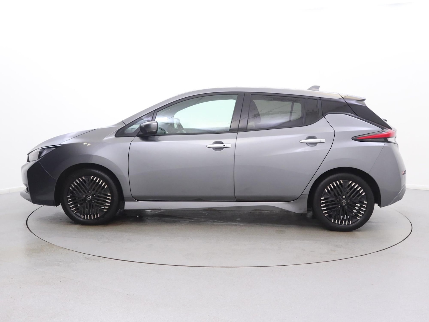 Used Nissan Leaf 2022 for sale - 77348288: Photo 4