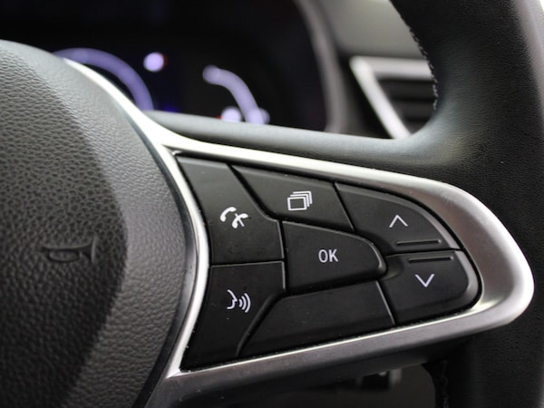 Used Renault Clio 2023 for sale - 75367593: Photo 11